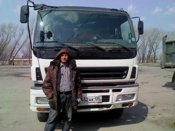 Сергей Ухватов