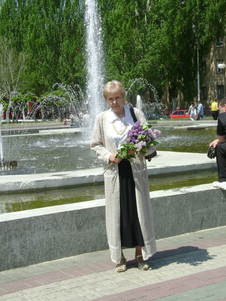 Нина Гольберг(Калинина)