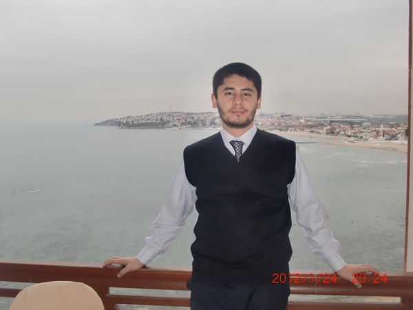 Атохон Манонов