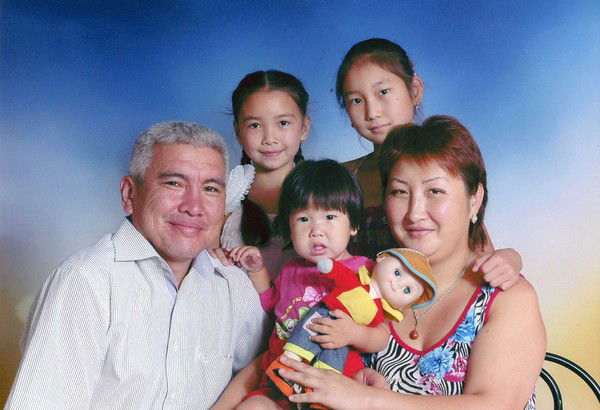 Айнур Абуханова