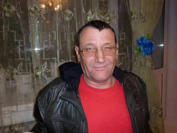 Андрей Сахань