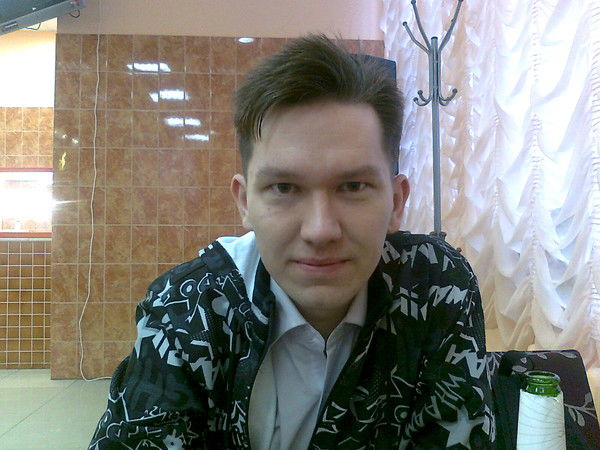 Максим Лукис