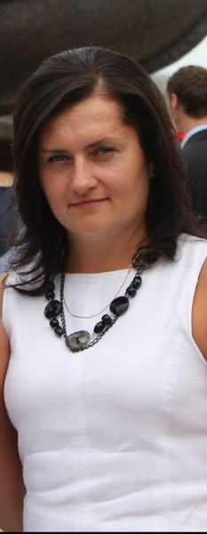 Оксана Брюнетка