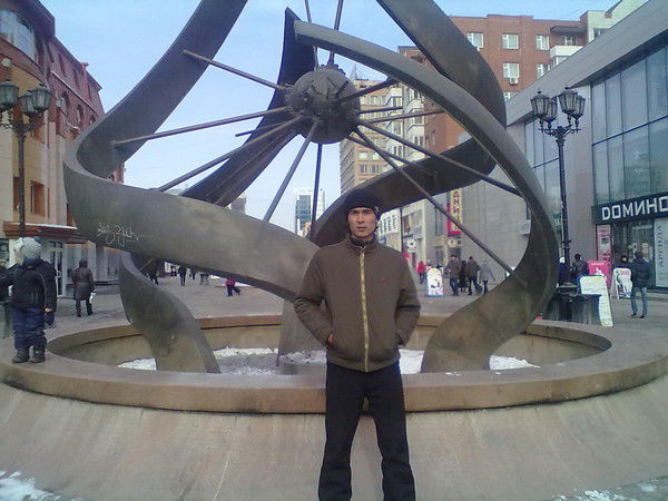 Анвар Эрназаров