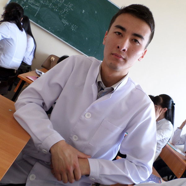 Айбек Еспанов