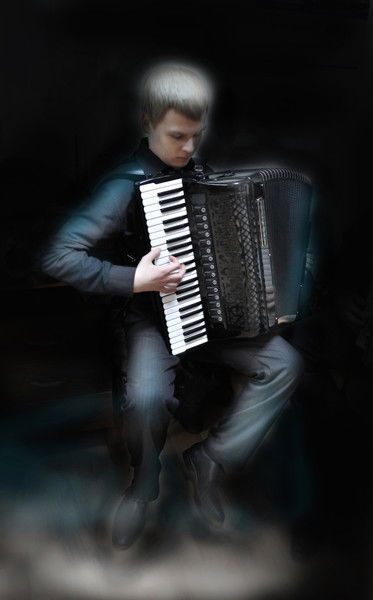 Артем Ульяшин