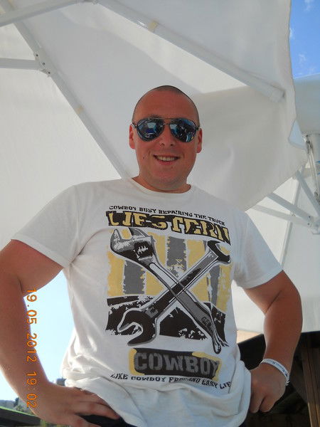 Виктор Андрющенко