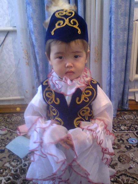 Индира Досханина