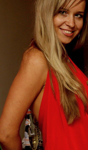 Неизвестно Неизвестно