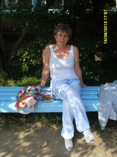 Лариса Костромина