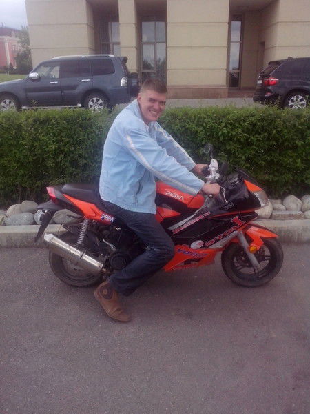 Игорь Александров