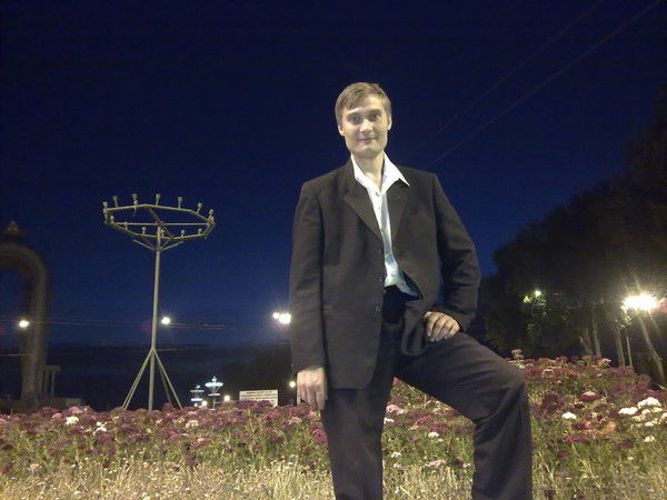 Леонид Певнев