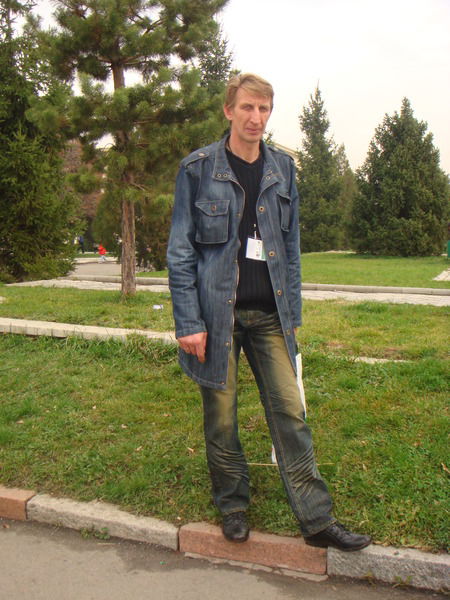 Виталий Геллерт