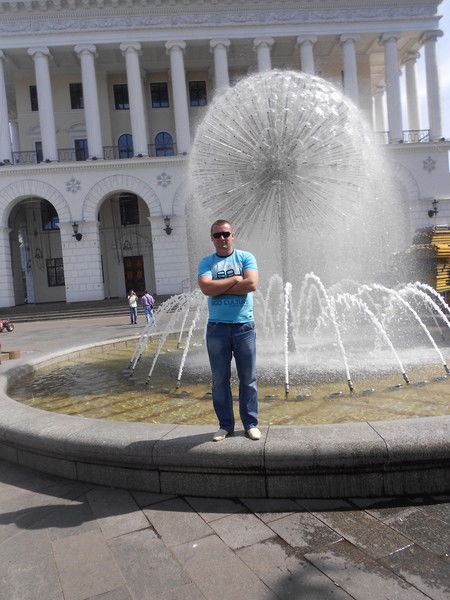 Максим Остапенко