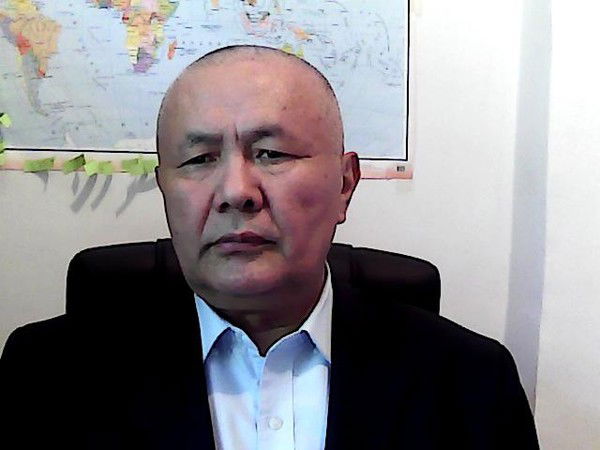 Болотбек Айдаралиев