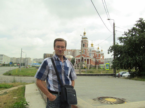 Сергей Тихонов