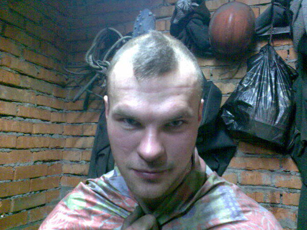 Неизвестно Неизвестно