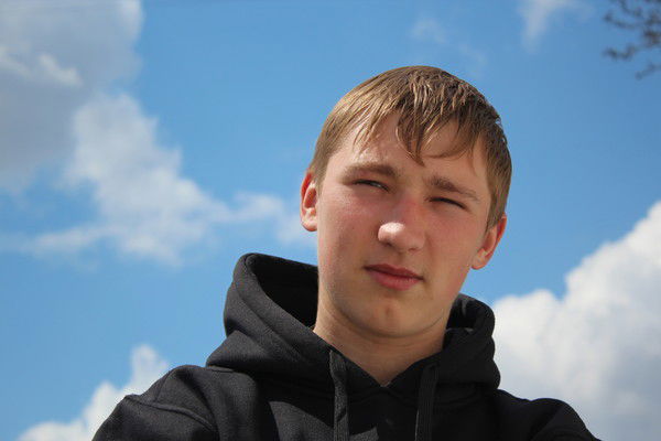 Славов Слава ))