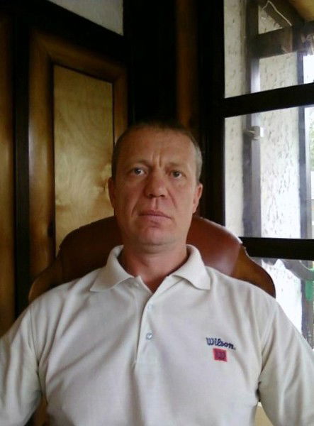 Михаил Ханов