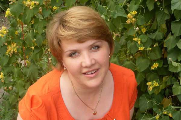 Aнжела Ушакова