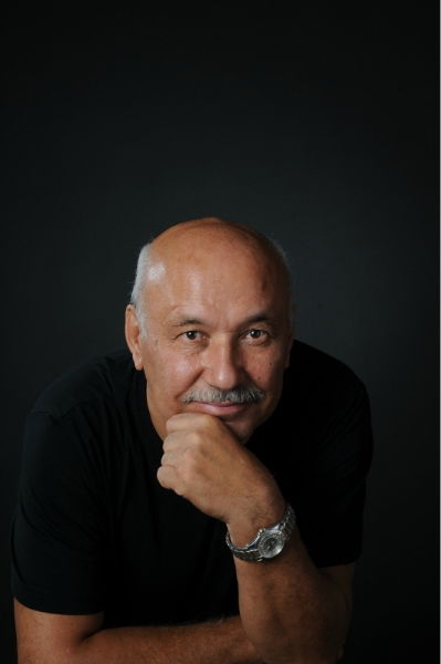 Юрий Шустов