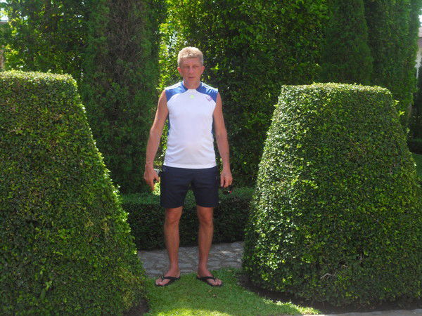 Игорь Лазуткин