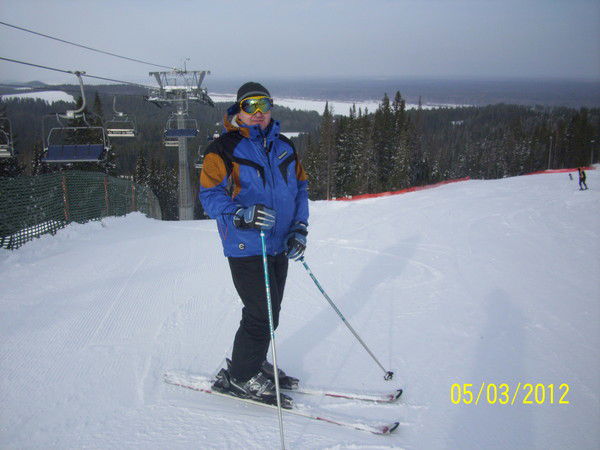 Максим Олонцев