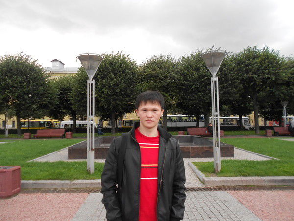 Султан Acaнбеков