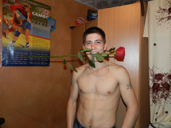 Коля Сафронов