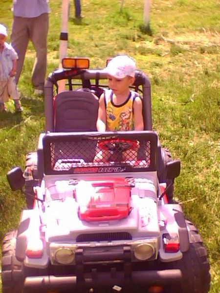 Андрей Петров