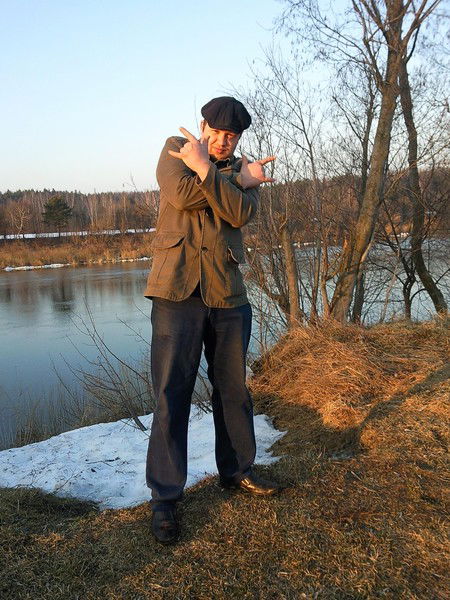 Антон Райков