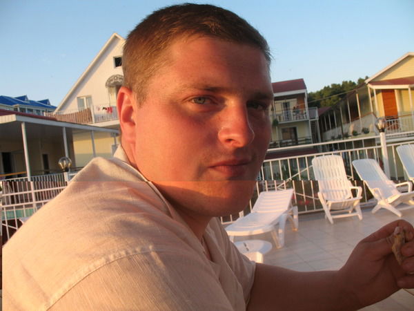 Евгений Шнайдер