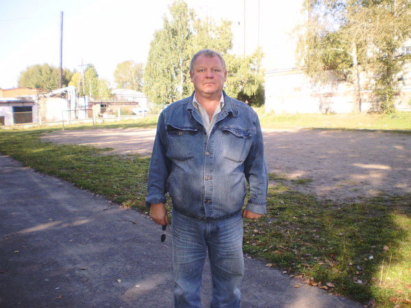 Владимир Разнов