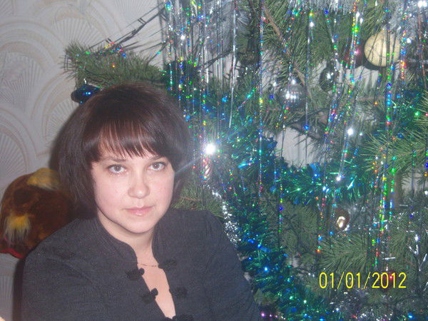 Елена Золотова