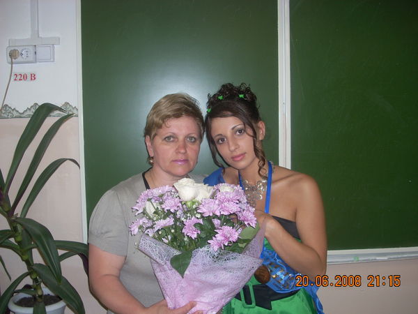 Нелли Леханова