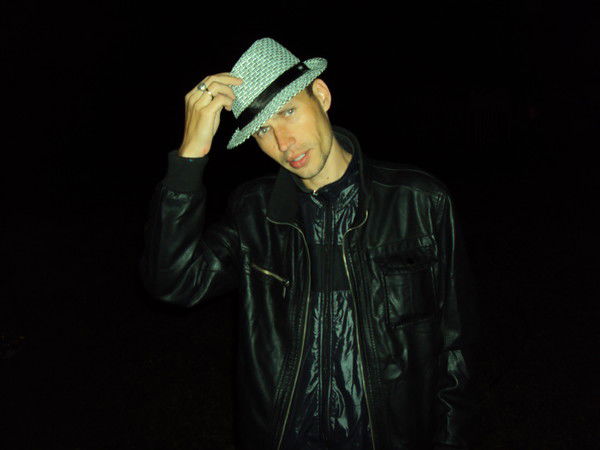 Антон Белоусов