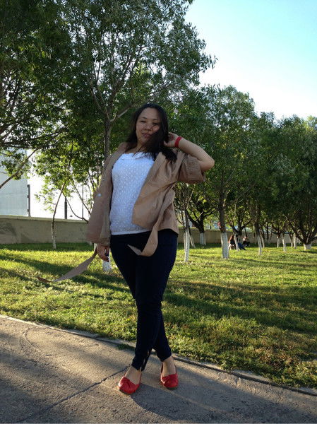 Айганым Сулейменова