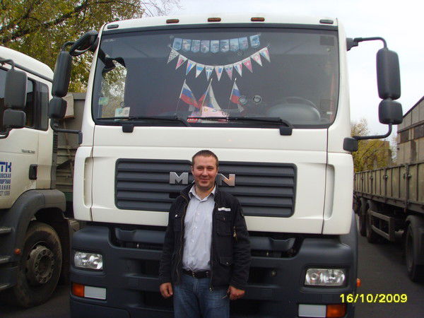 Михаил Броль