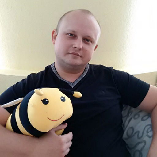 Денис Сухарев