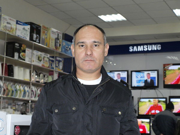 Бoбур Саидханов