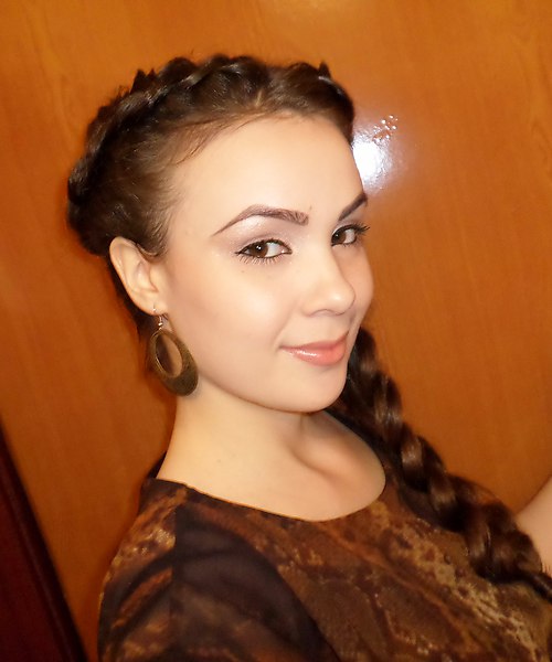 Кира Лобанова