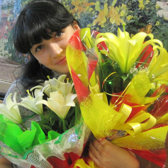 Алёна Богодарова