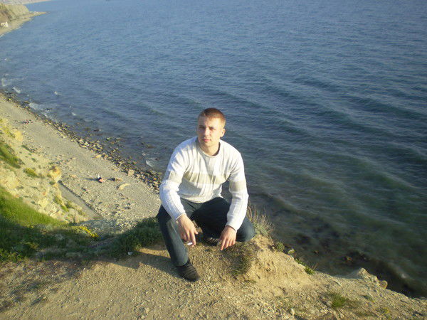 Алексей Л _ _ _ _ _ _ Ь