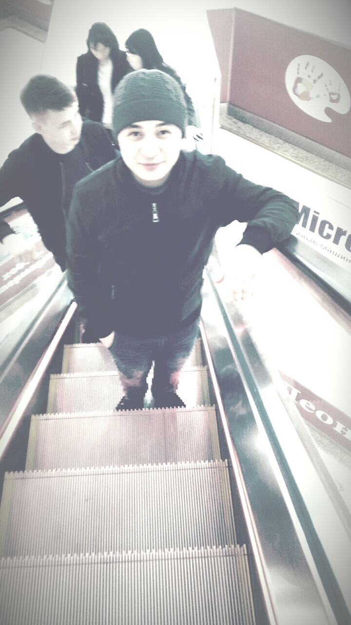 Акбар *********