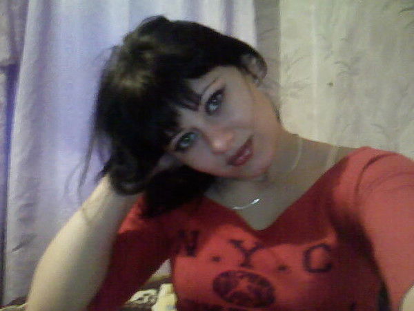 Злата Попова