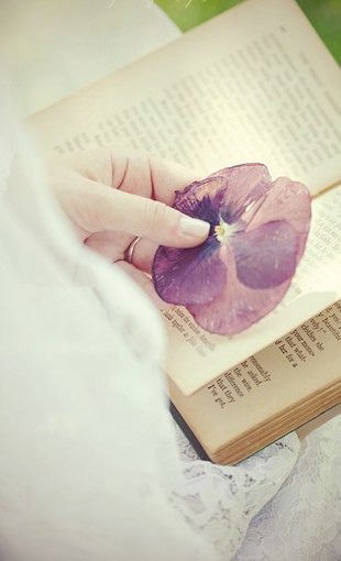 Umm-Kulthum Al-Athariyah