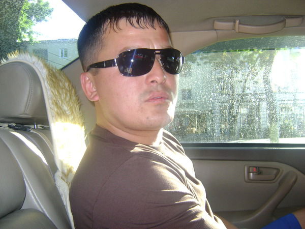 Азамат Утебаев