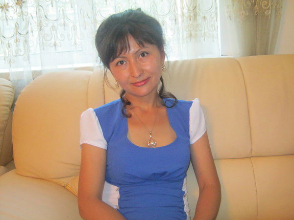 Асия Жанысова