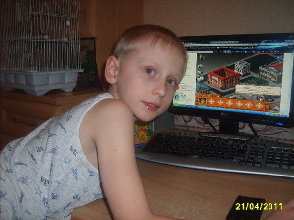 Андрей Выскребенцев