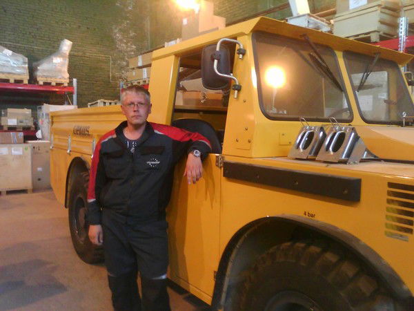 Денис Голованов